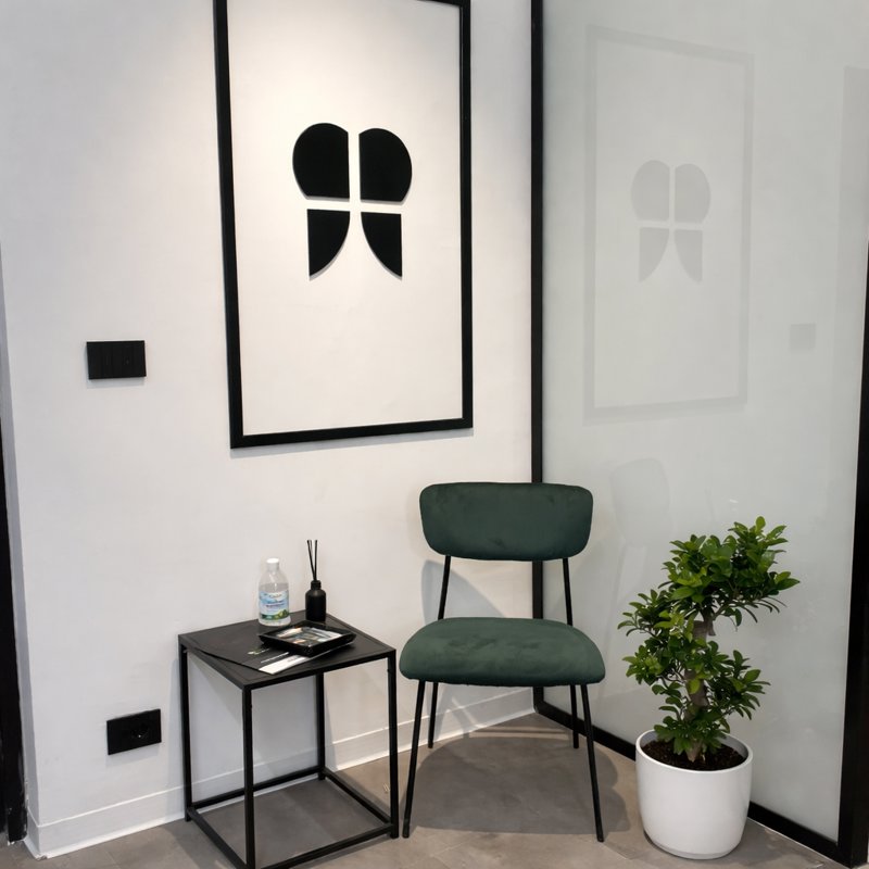 Ingresso studio dentistico con branding integrato – Interior design sanitario Reggio Calabria